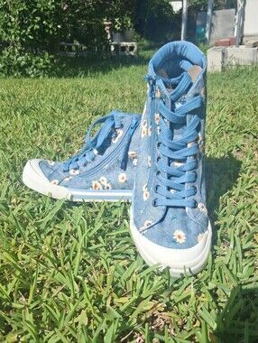 Rocket Dog Blue Floral High-Top Sneakers